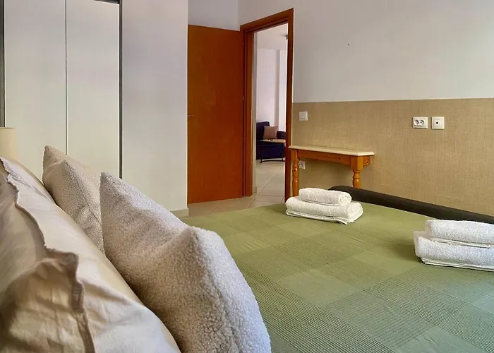 Leon's Cozy Апартаменты Саранда